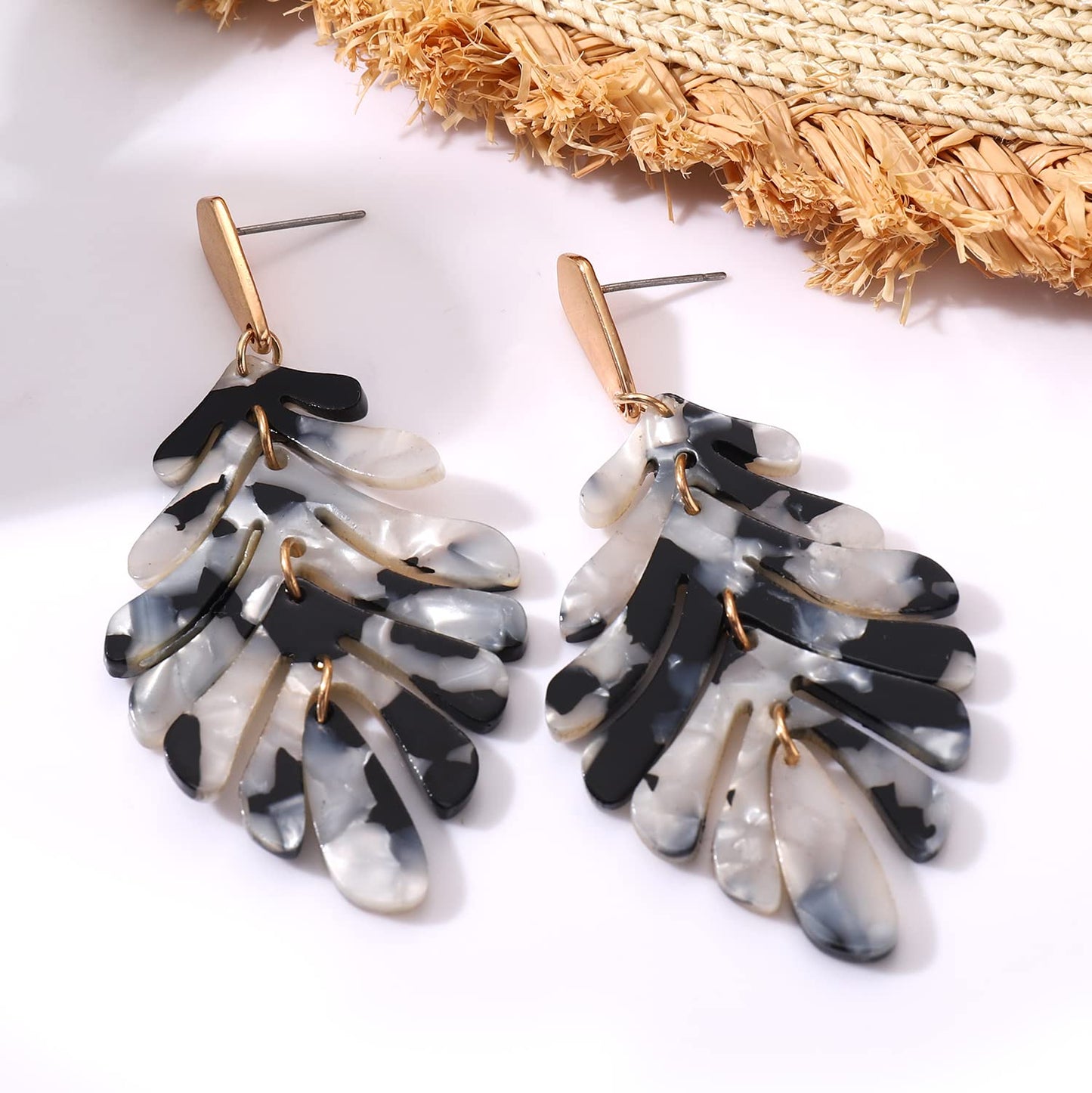 ARATLENCH Acrylic Pendant necklace Earrings – Long Statement Leaf Charm Necklace Tortoise Resin Palm Leaf Earrings Fashion Necklaces Earrings for Women Girls