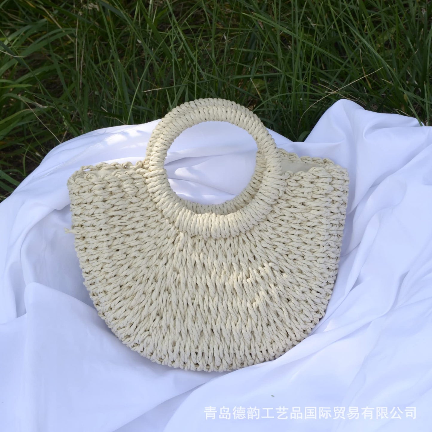 JOLLQUE Straw Beach Bag for Women, Summer Handwoven Tote Bags Purse with Tassel,Top Handle Straw Handbag Clutch